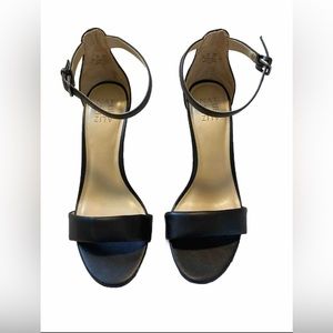 Naturalizer Women's Black Leah Wide Dress Sandal Size 8.5W